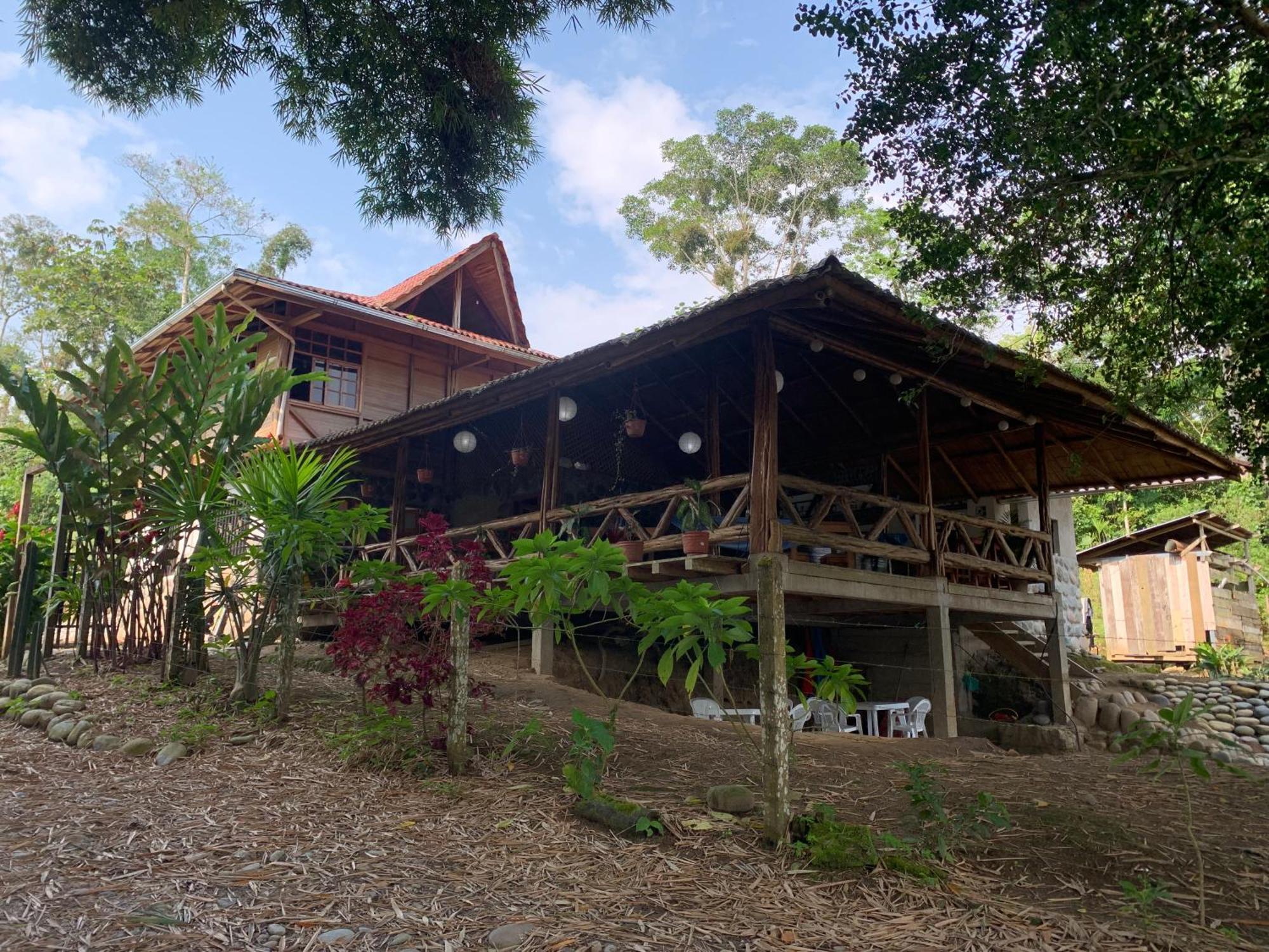 Playa Tortuga Apartment Misahualli Exterior photo